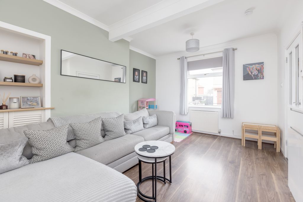 Property photo 2 of 16 Property Image 2