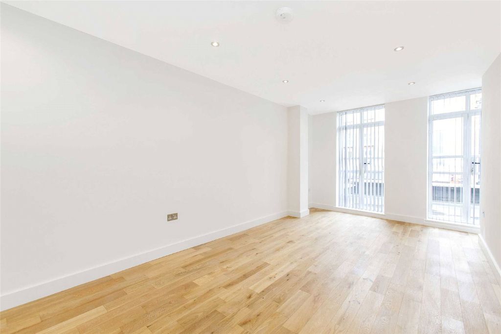 Property photo 2 of 7 Picture No. 01
