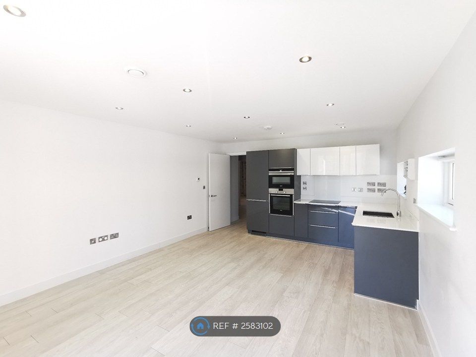 Property photo 3 of 13 Kitchen And Dining