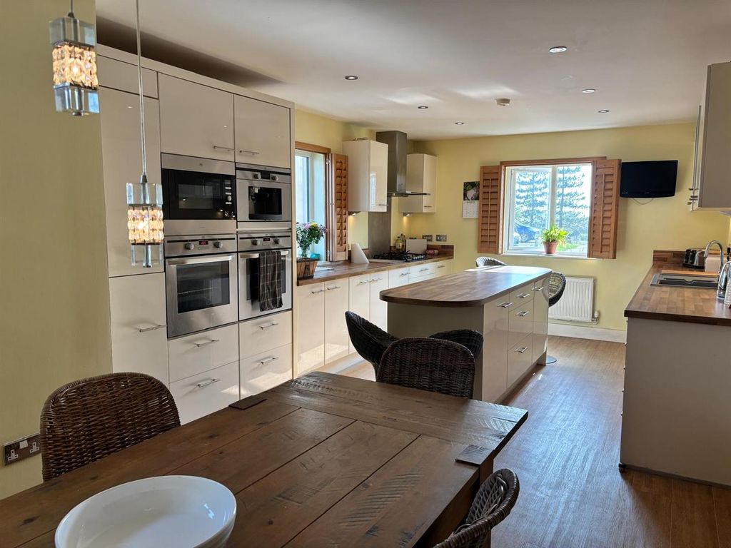 Additional image 7 of 4 bed detached house for saleCefn Padrig, Llanelli SA15
