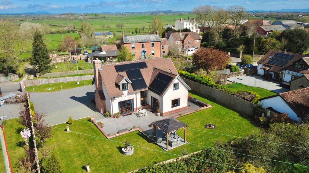 Property photo 2 of 42