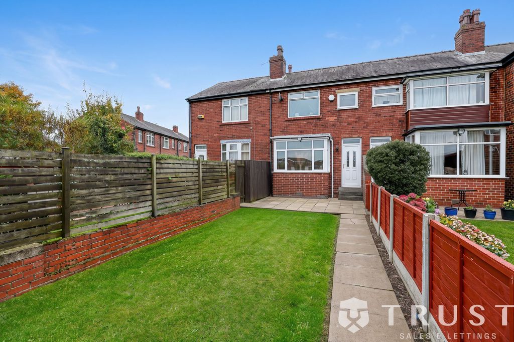 Property photo 1 of 27