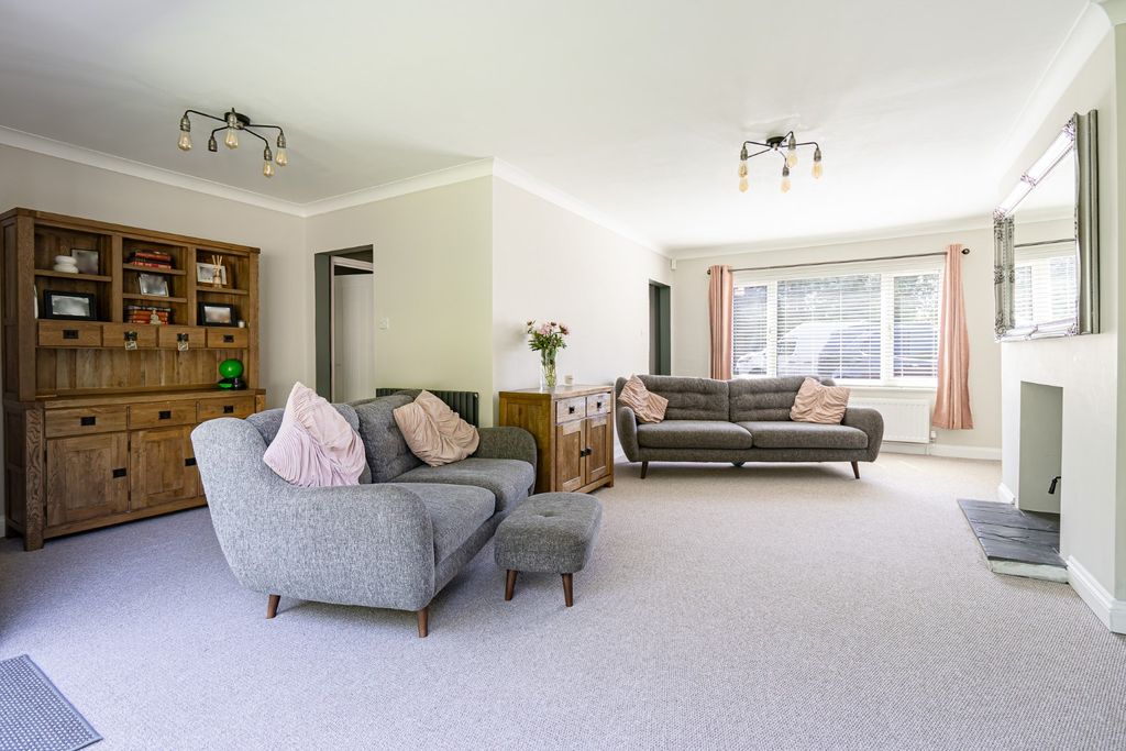 Property photo 3 of 40 5155372