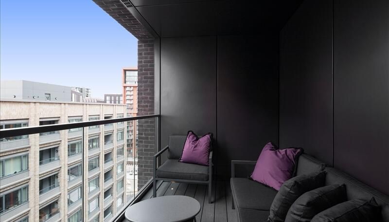 Property photo 3 of 6 Balcony