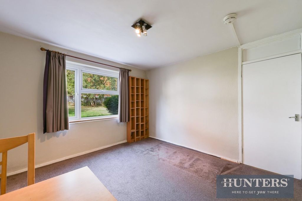 Property photo 2 of 13 Hepple Close, 2- (8).Jpg