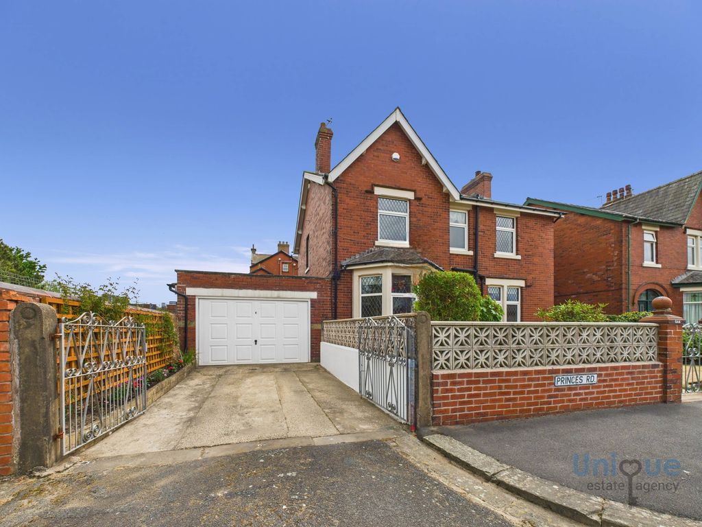 Property photo 1 of 41