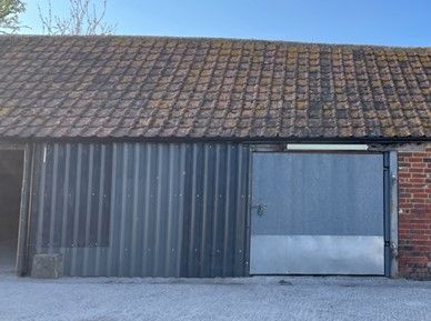 Property photo 3 of 3 Photo 8