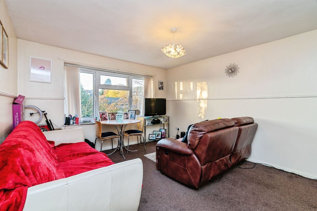 Property photo 2 of 16