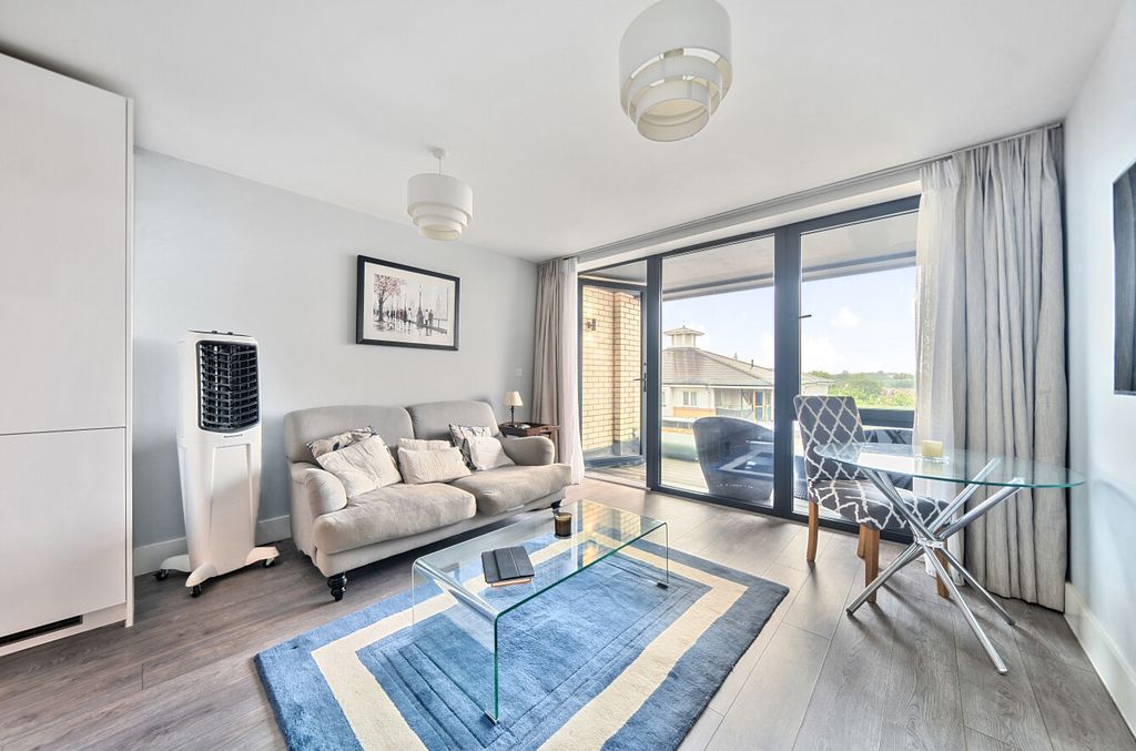 Property photo 2 of 13 1318435-5-6865147...