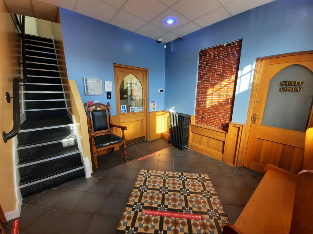 Property photo 2 of 15 Reception 1