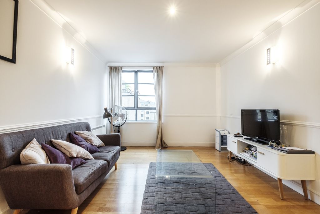 Property photo 2 of 11 Reception