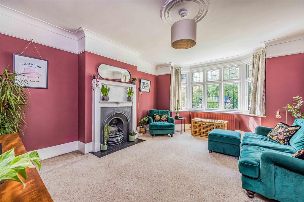 Property photo 3 of 24 11 Military Road, Hilsea-Small-Porticomarketing-So