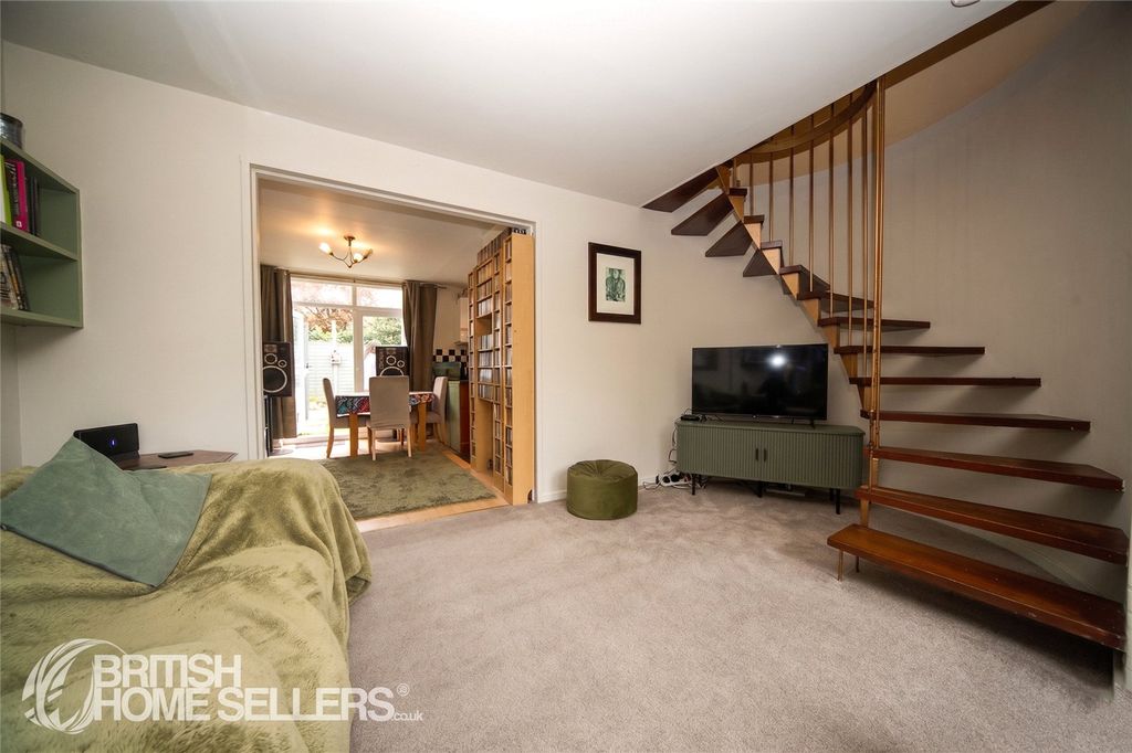 Property photo 3 of 12 Picture No. 19