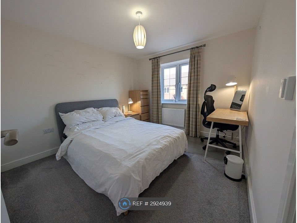 Property photo 1 of 11 The Bedroom 1