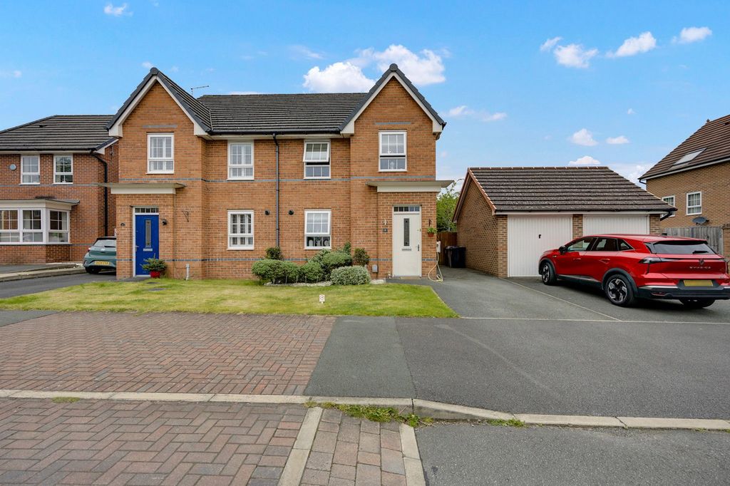 Property photo 1 of 25