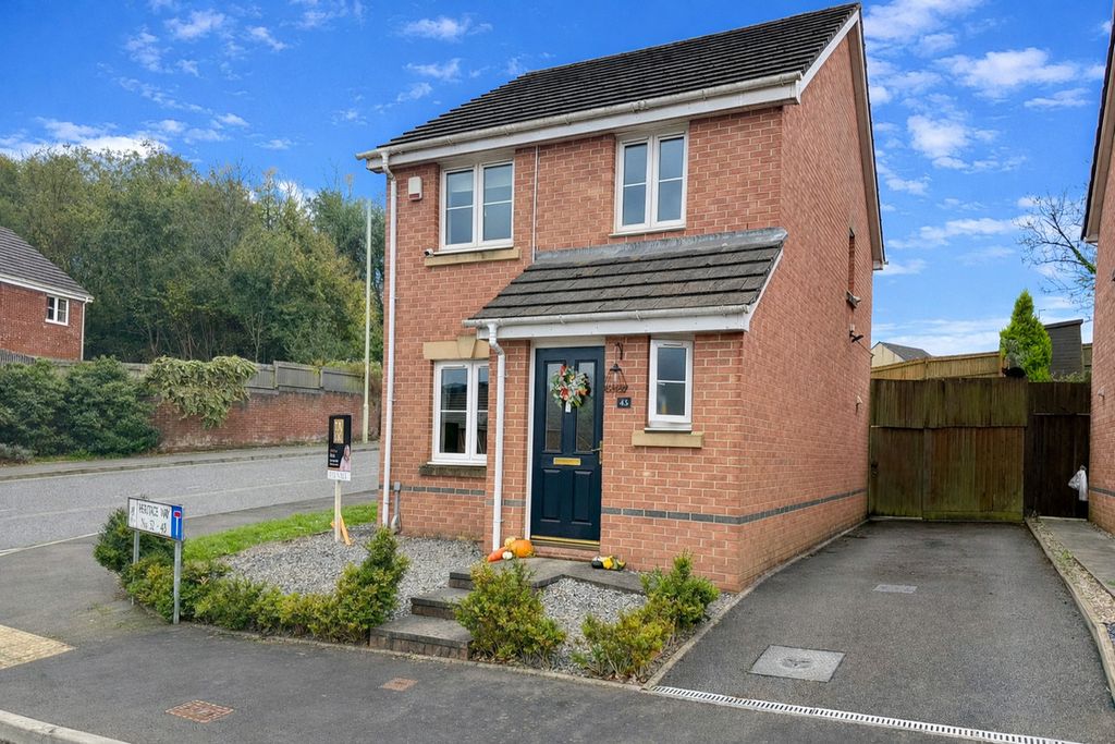 Property photo 1 of 22