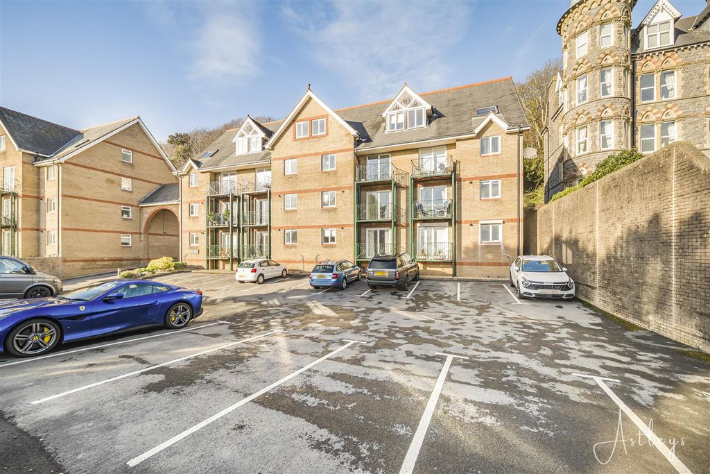 Property photo 1 of 22 14-P1340395.Jpg