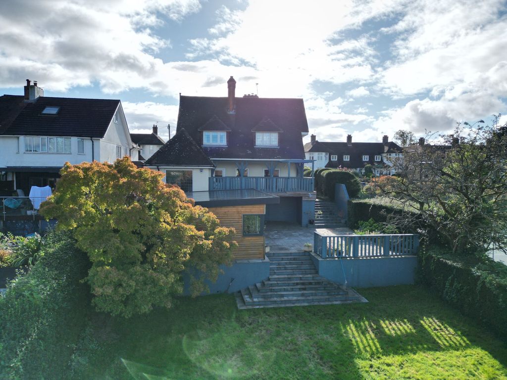 Property photo 1 of 50