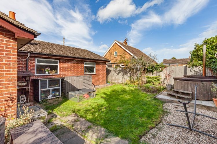 Property photo 1 of 11 304297