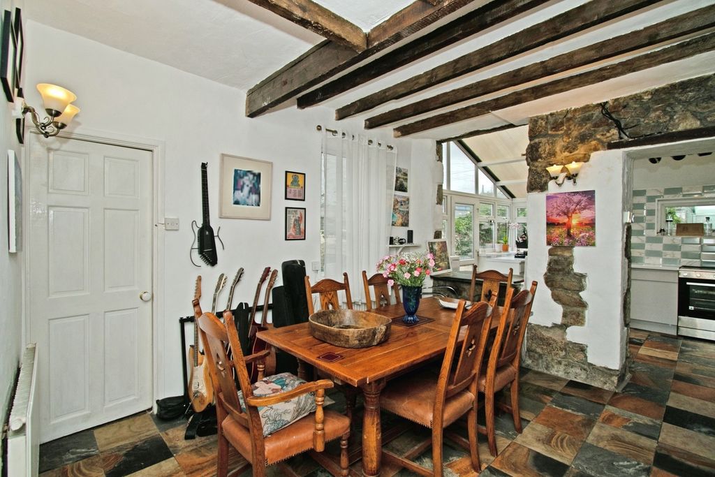Property photo 3 of 14 Pbox-Img.Jpg