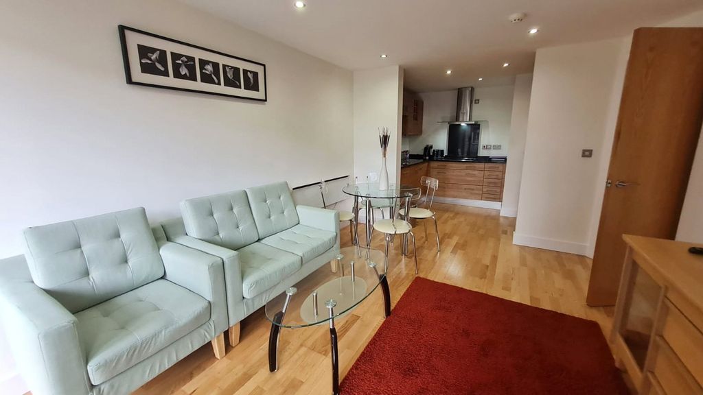 Property photo 2 of 15 Picture No. 04