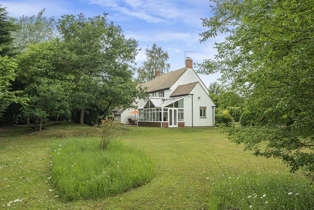 Property photo 3 of 34