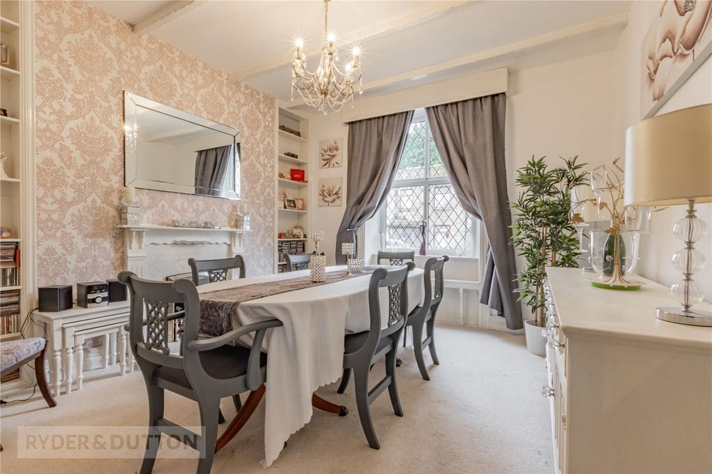 Property photo 3 of 39 Dining Room