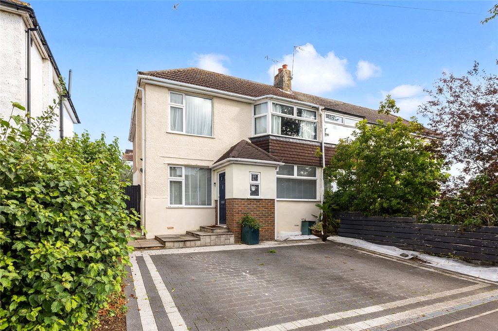 Property photo 1 of 15 Picture No. 27