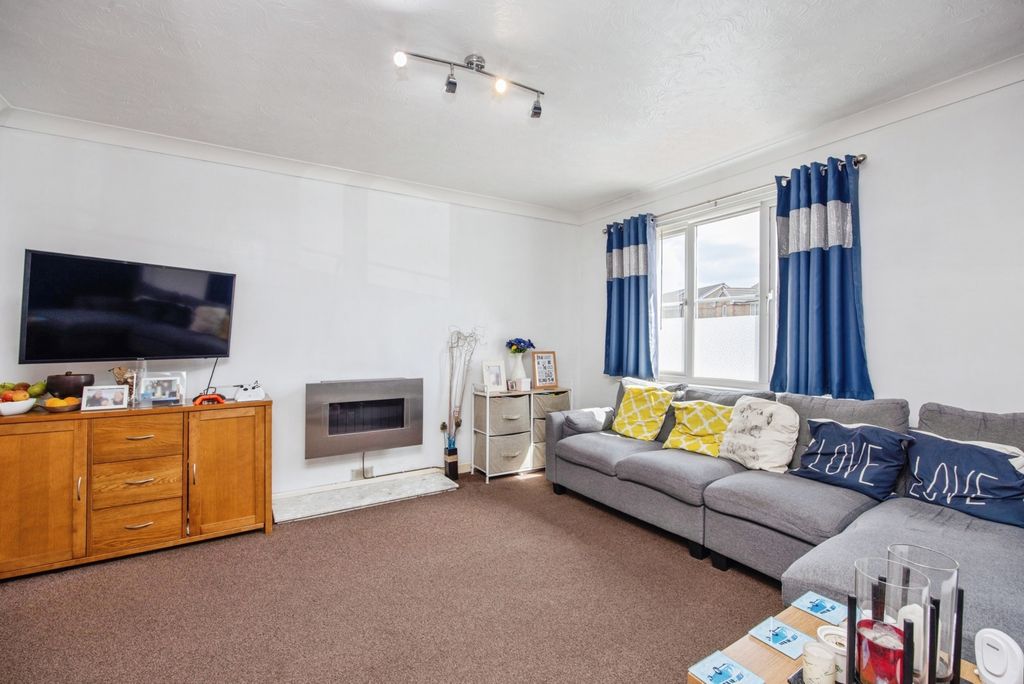 Property photo 2 of 21 Pbox-Img.Jpg