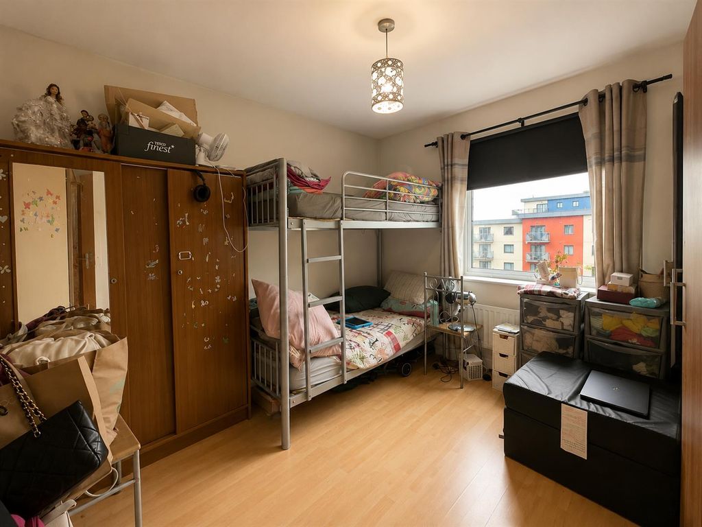 Property photo 2 of 4