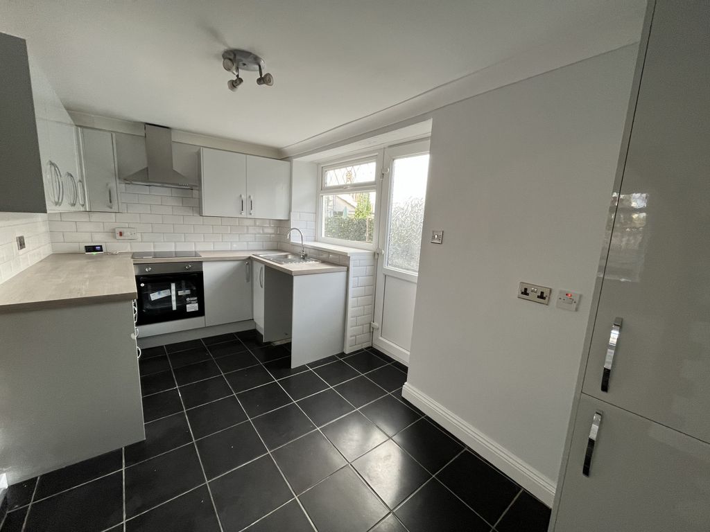 Property photo 3 of 10 Gallery