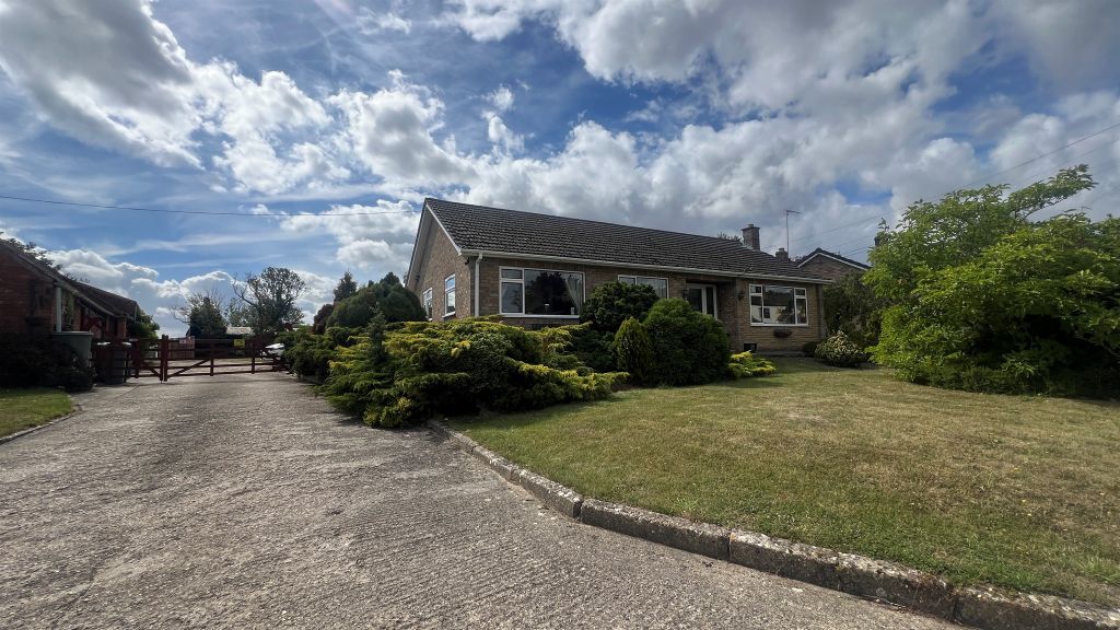 Property photo 1 of 20