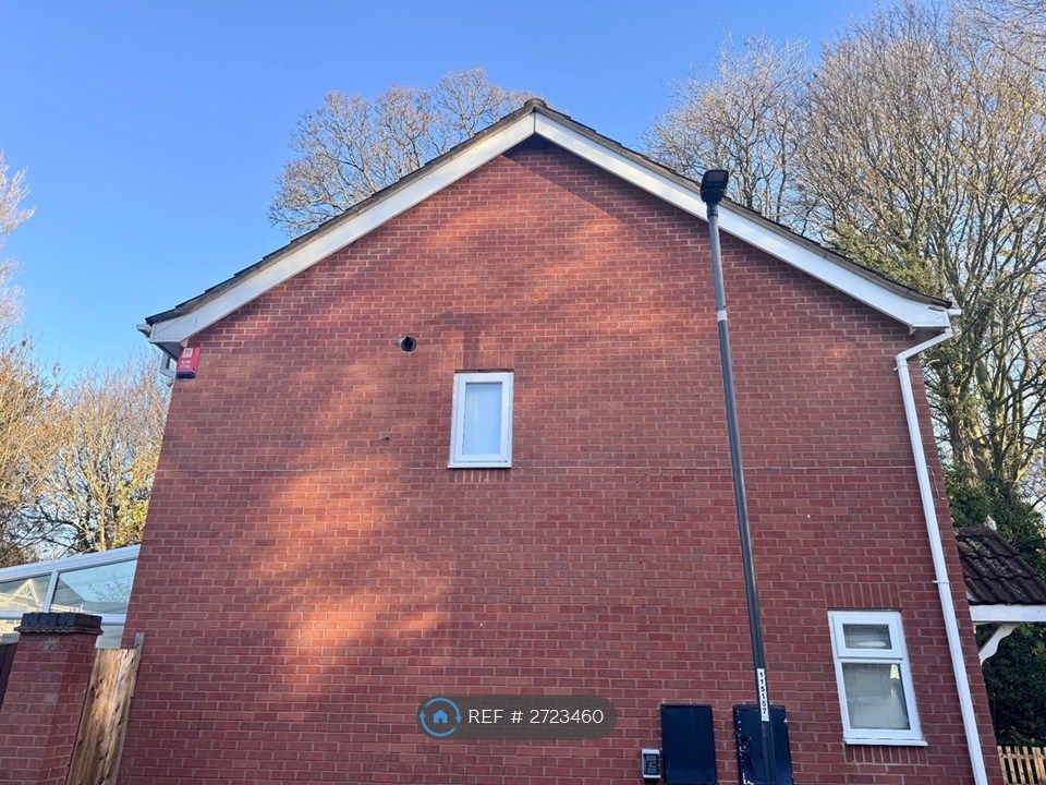 Property photo 3 of 35