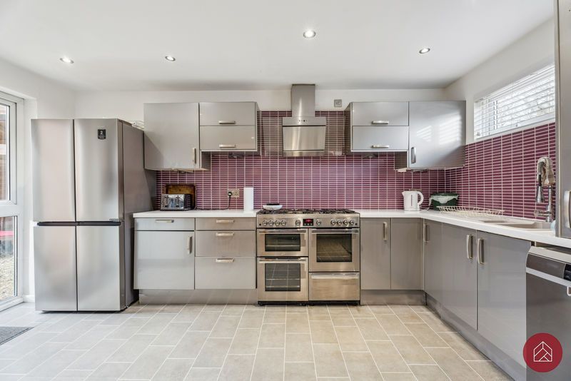 Property photo 2 of 19 Kitchen