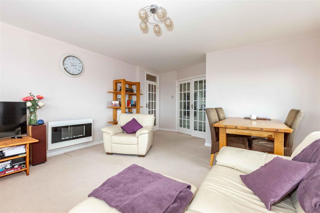 Property photo 2 of 12 Manor-05.Jpg