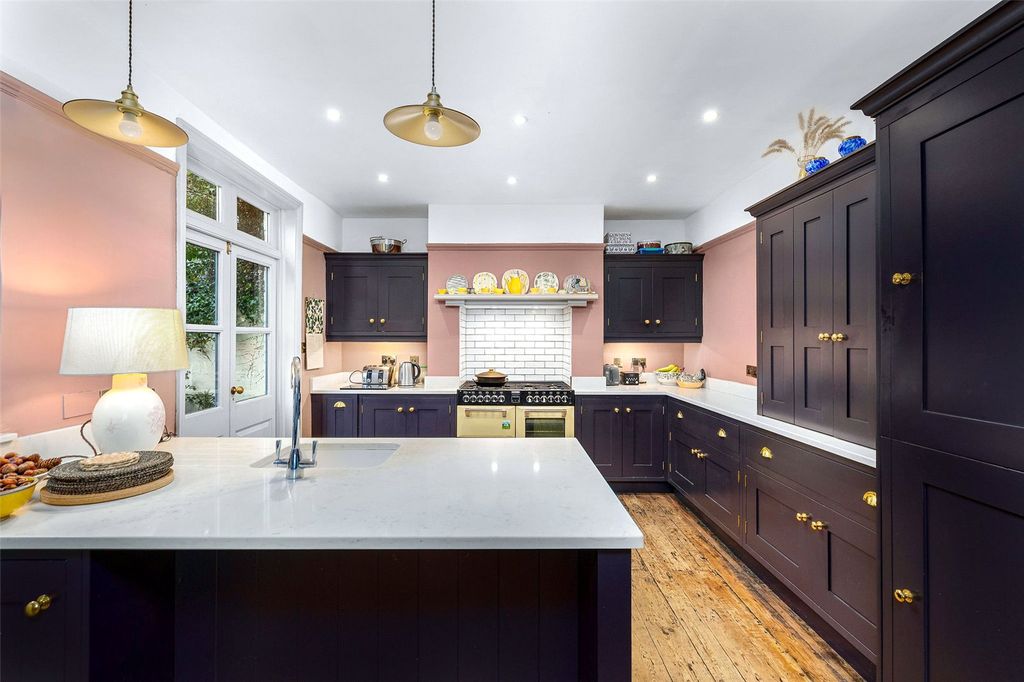 Property photo 3 of 25 Picture No. 04