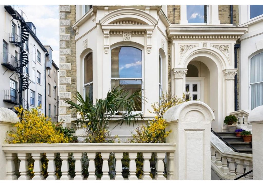 Property photo 1 of 15 1A Salisbury Road , Main Pic (1).Png