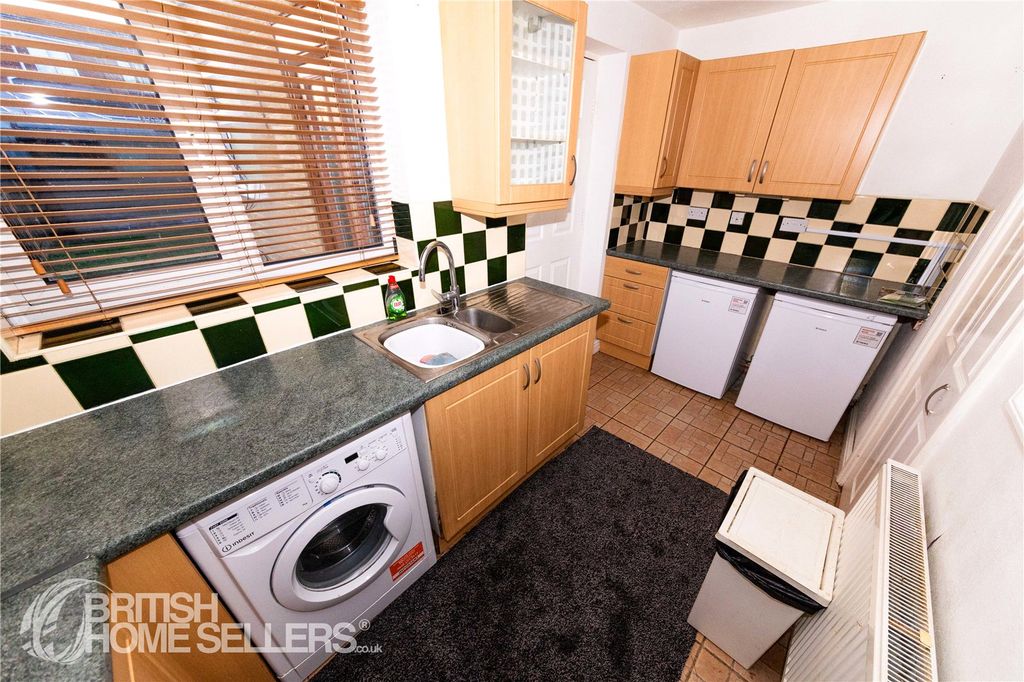 Property photo 3 of 26 Picture No. 21