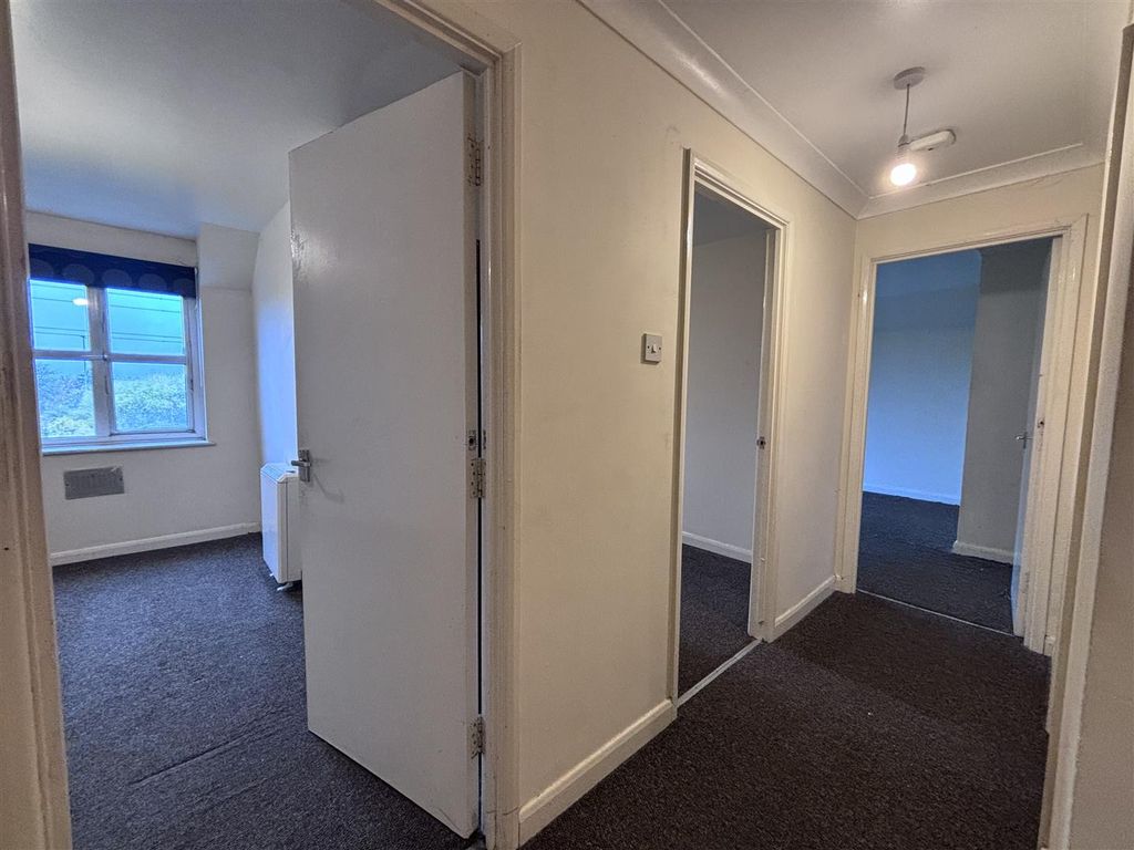 Property photo 2 of 8 Img_1463.Jpg