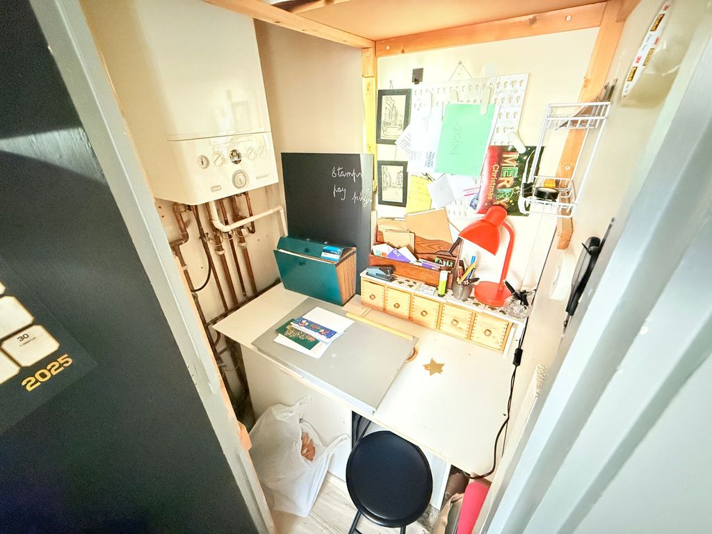 Property photo 2 of 5