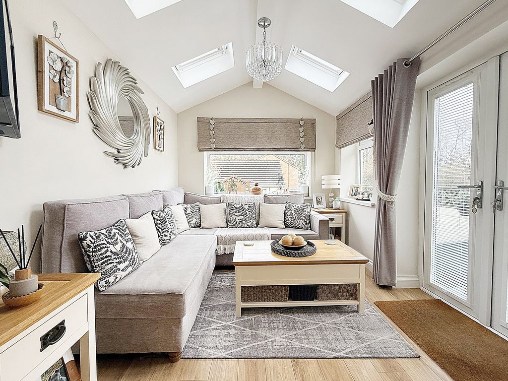 Property photo 2 of 36 Orangery