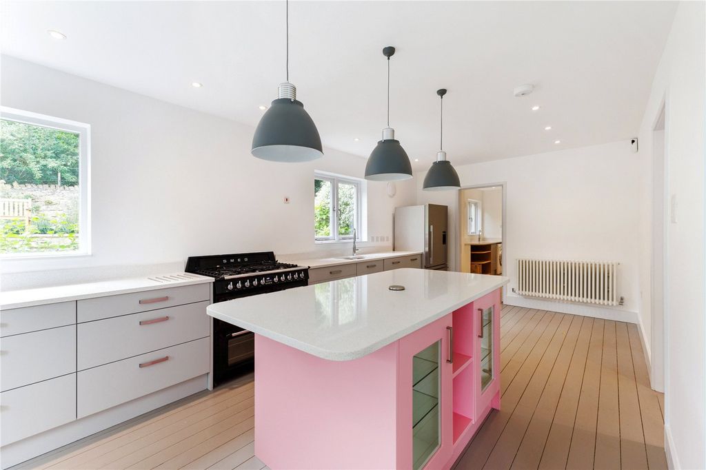 Property photo 2 of 23 Kitchen Diner