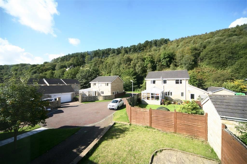 Property photo 3 of 5