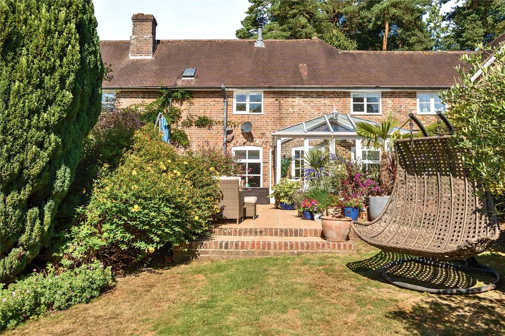 Property photo 1 of 23 Picture No. 11