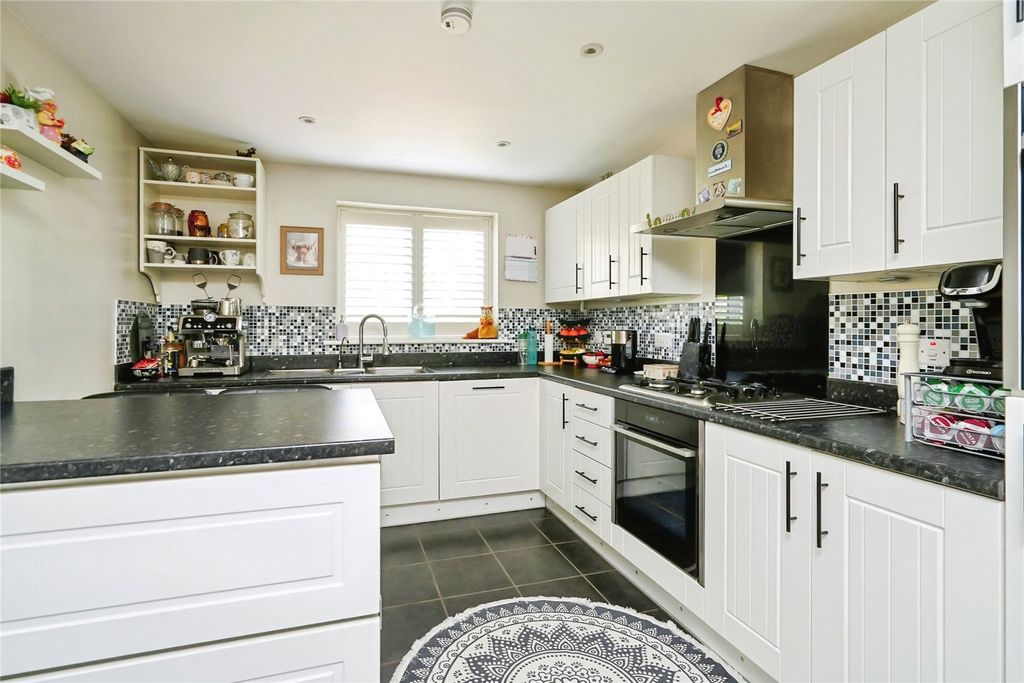 Property photo 2 of 10 Picture No. 05