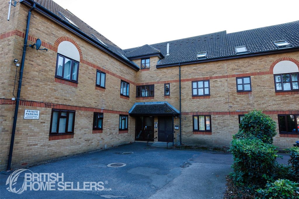 Property photo 2 of 26 Picture No. 28