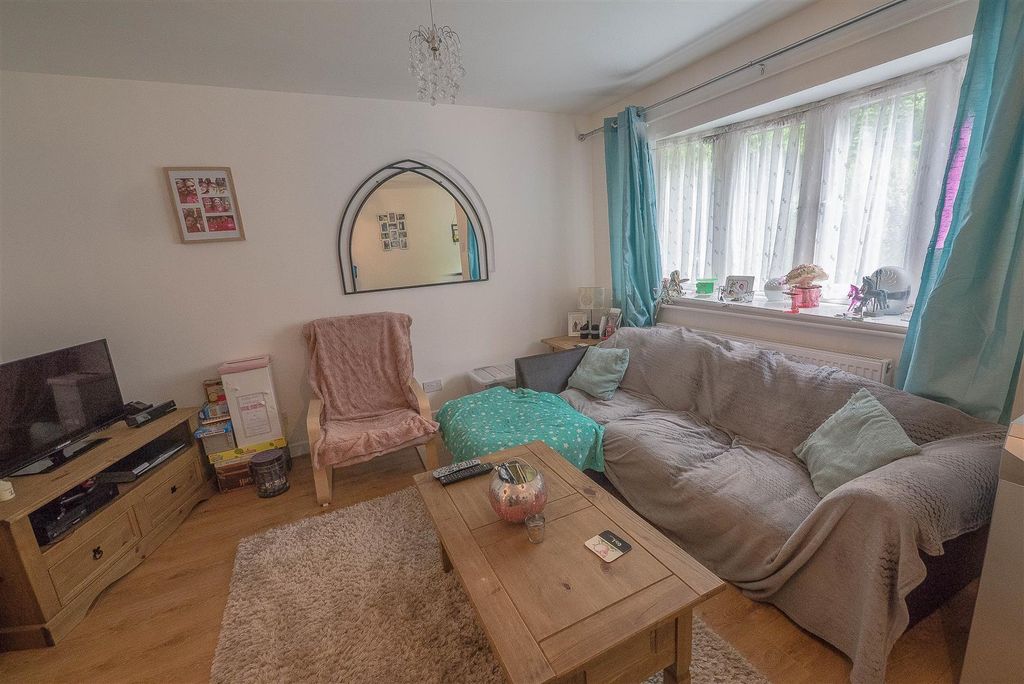 Property photo 3 of 5 Cisjckewneoj96Ad1Sqsla.Jpg