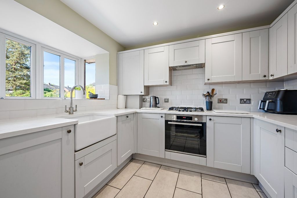 Property photo 2 of 23 5098214