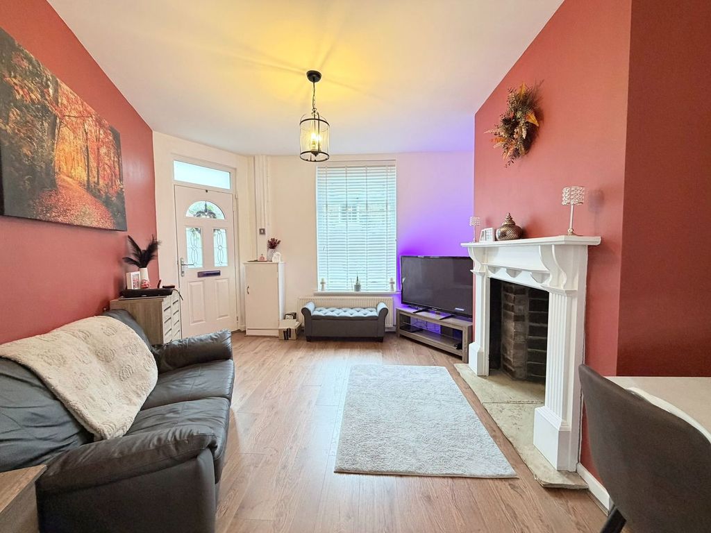 Property photo 2 of 19