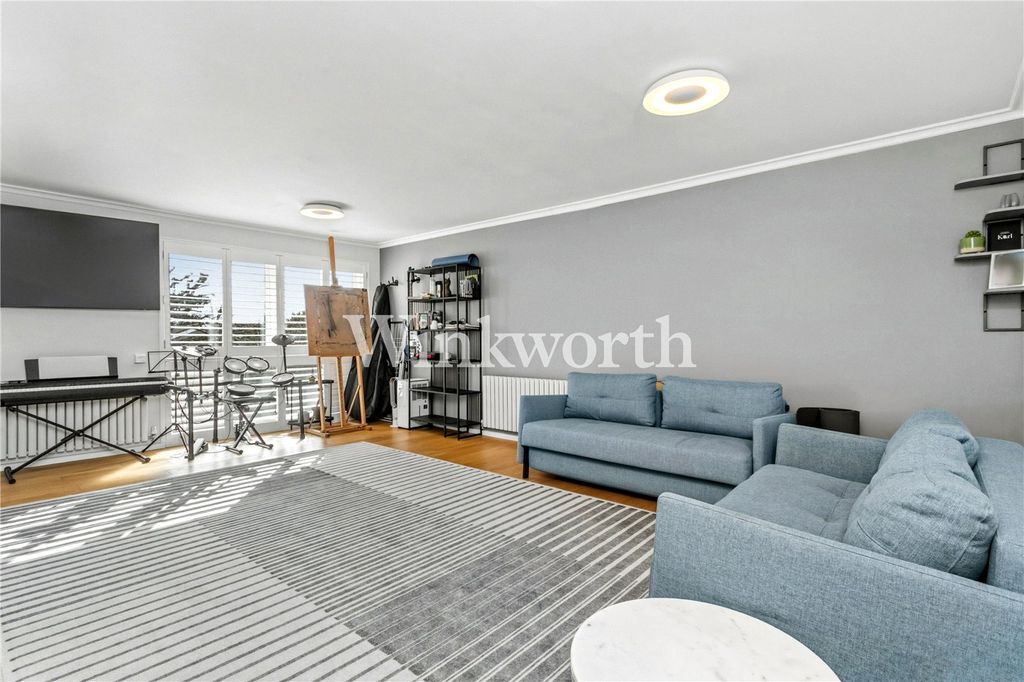 Property photo 2 of 14 Picture No. 05